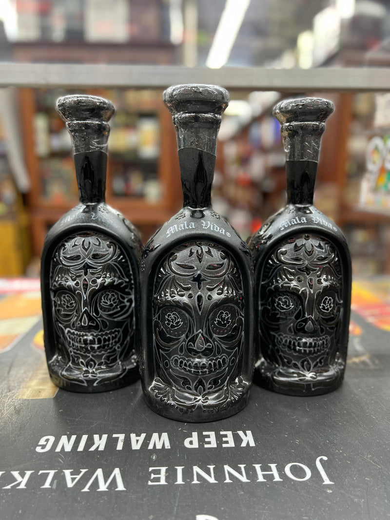 Mala Vida Dos Artes Tequila Extra Anejo 1 Liter